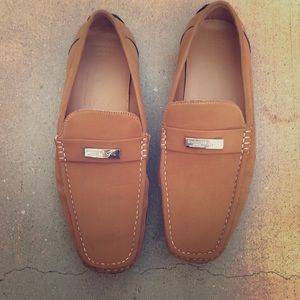 Burberry’s Men’s Loafers
